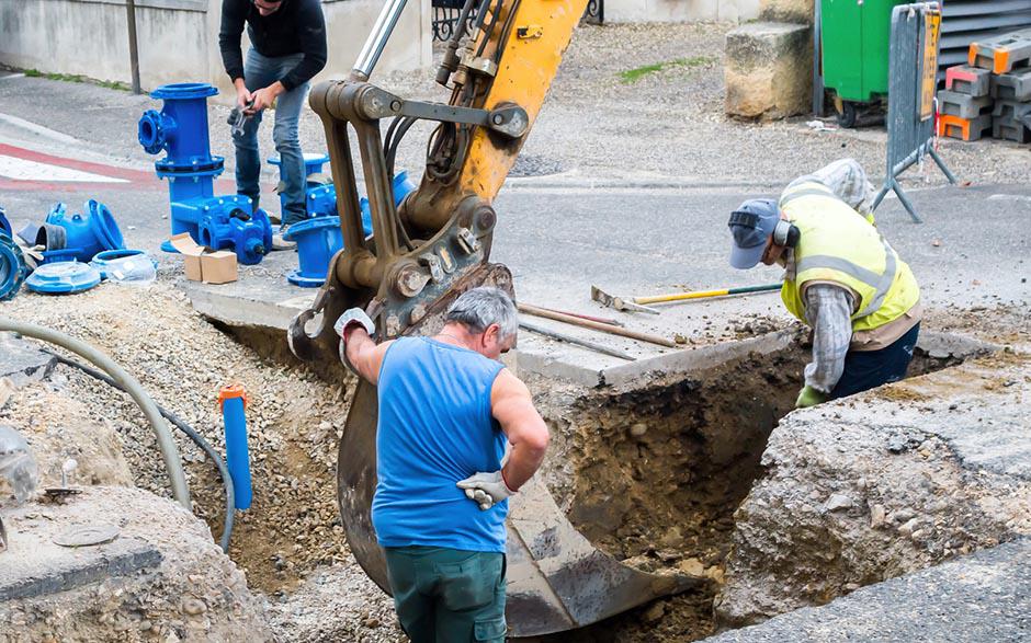 prix intervention débouchage canalisation Suresnes